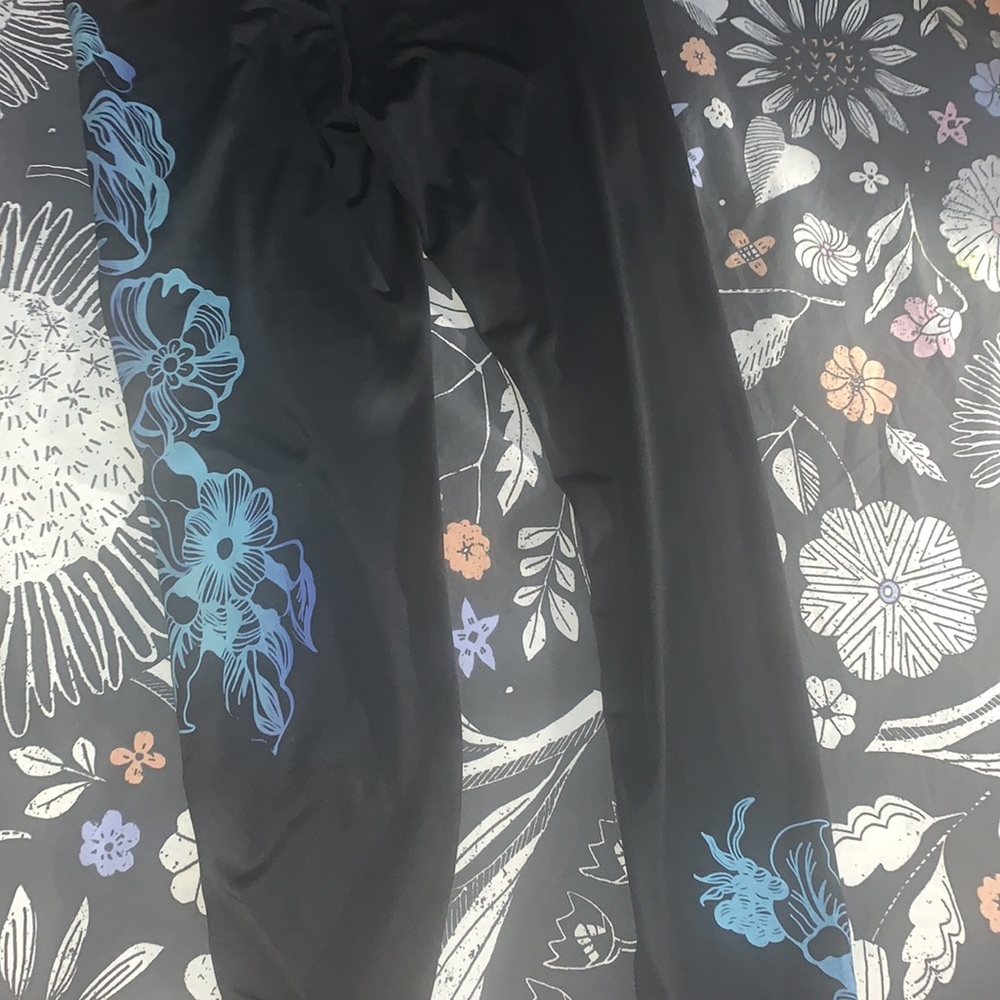 Like new Printed work out leggings